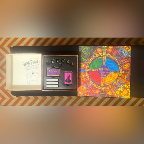 MATTEL Harry Potter Trivia Board Game 2-6 Players or Teams - Picture 1 of 7